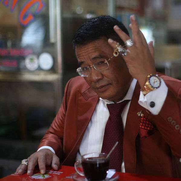 Hotman Paris Akan Bantu Guru yang Dipersekusi Muridnya
