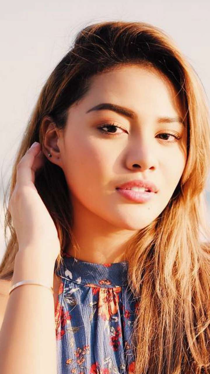 Pamer Selfie, Wajah Aurel Hermansyah Bikin Pangling