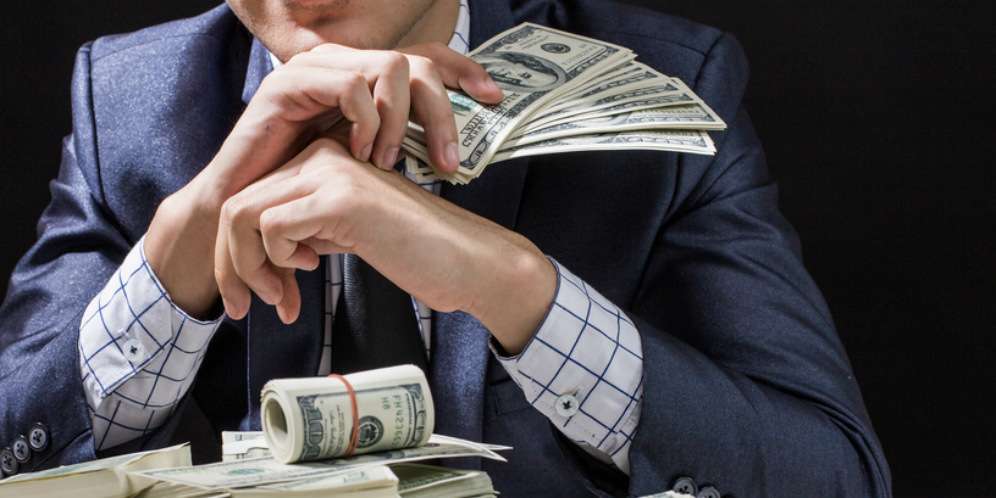 Miliarder Punya Harta Rp845 T, Tapi Bulanannya Rp10 Juta