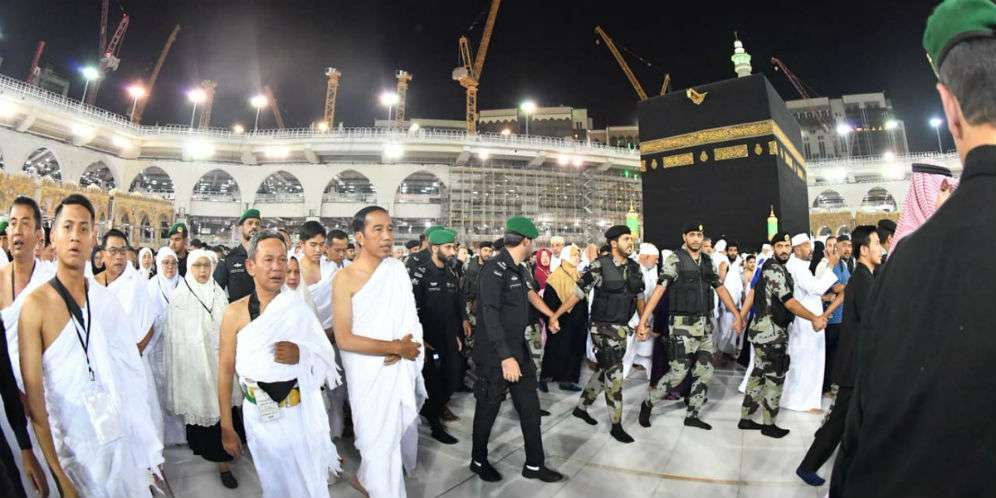 Selain Kerabat dan Kolega, Jokowi Ajak Umroh Guru Ngajinya