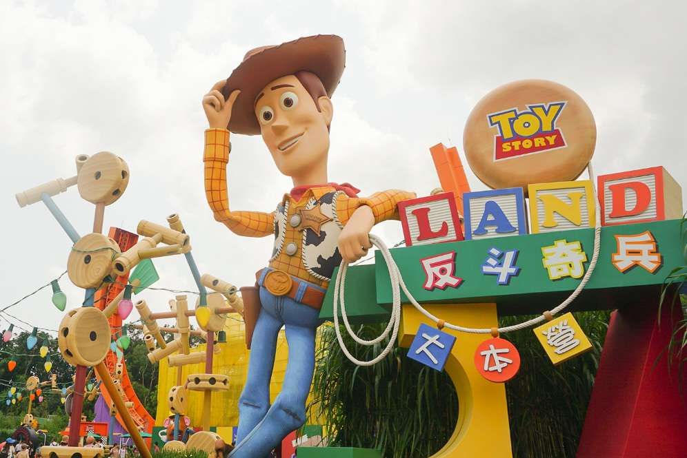 Wahana Ekstrim & Kids Friendly di Disneyland Hong Kong