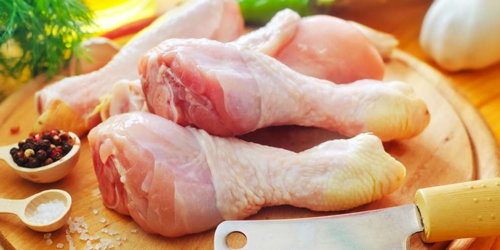 Cara Aman Mengolah Ayam Mentah