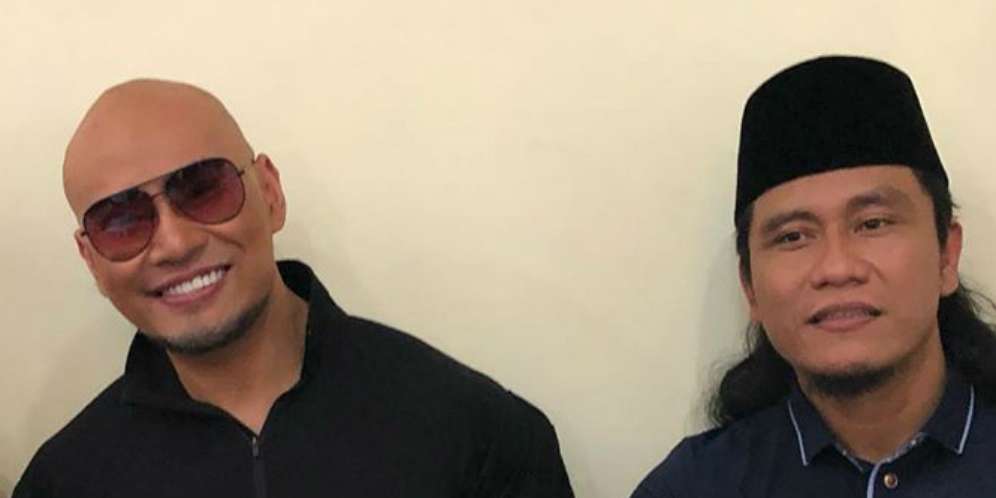 Lihat Video Mualaf, Teman Deddy Corbuzier Masuk Islam