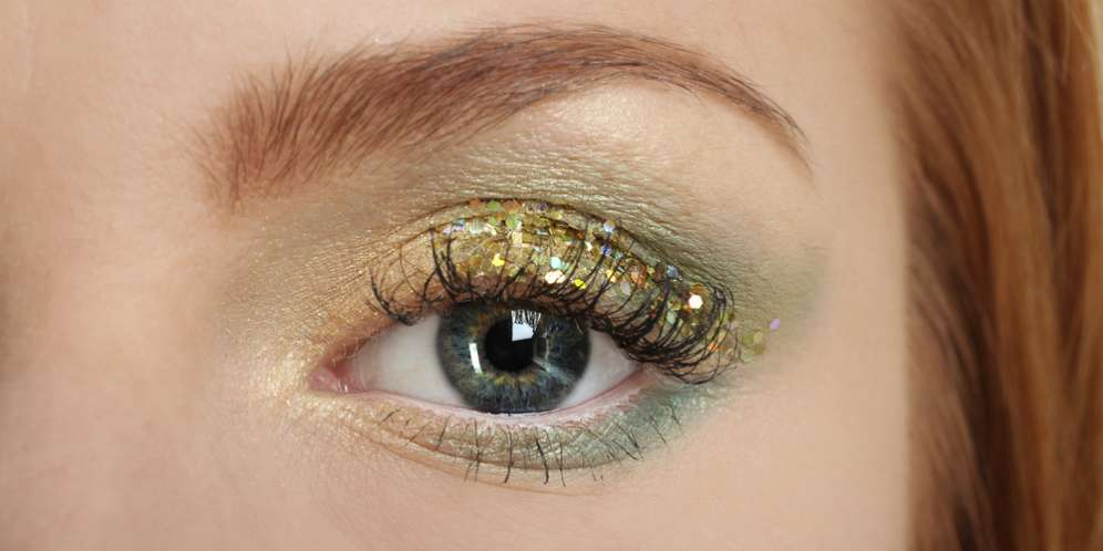 Sparkly Eyeshadow, Tren Makeup Korea Terbaru Sparkly Eyeshadow, Tren Makeup Korea Terbaru