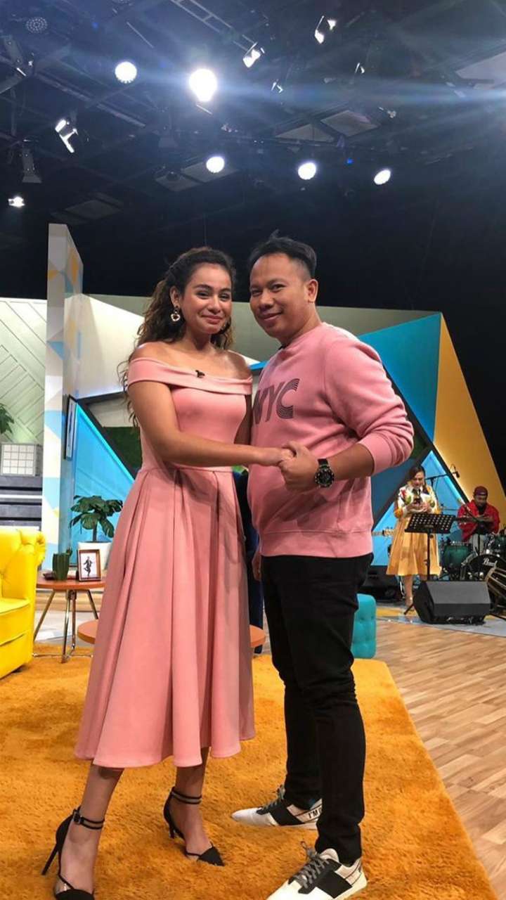 Adu Keren Dua Mantan Sahila Hisyam dan Vicky Prasetyo