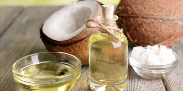 1. Jenis Minyak Bayi: Minyak Kelapa