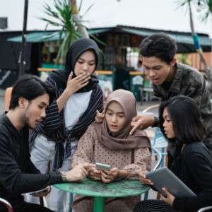 Ciri Ponsel yang Bakal Diblokir Pemerintah
