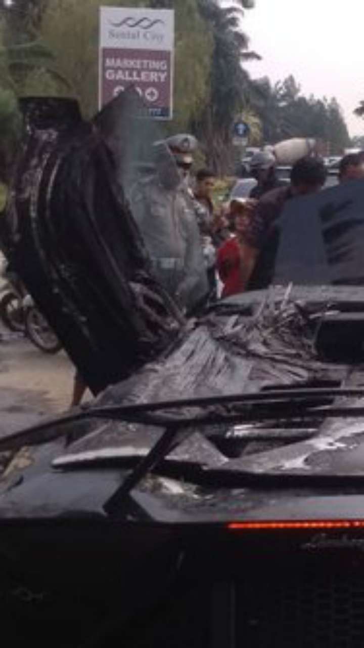 Ini Penyebab Mobil Lamborghini Raffi Ahmad Terbakar