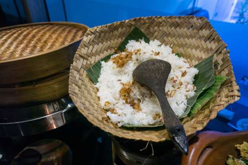3 Resep Cara Membuat Nasi Uduk Sederhana yang Mudah Dibuat | Dream.co.id