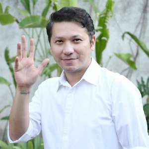 Video Panas Disebut Mirip Mantan Istri, Gading Marten : Hoax