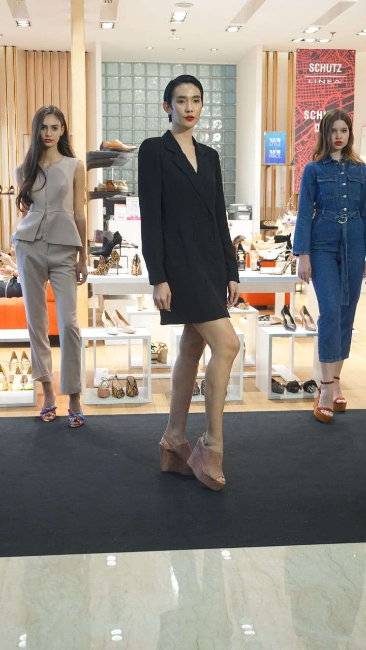 Koleksi sepatu Linea