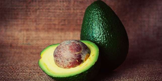 2. Jenis Buah: Alpukat