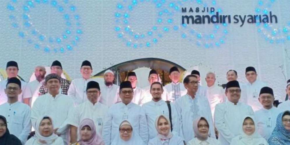 Laba Melonjak 100 Persen, Mandiri Syariah Bangun Masjid
