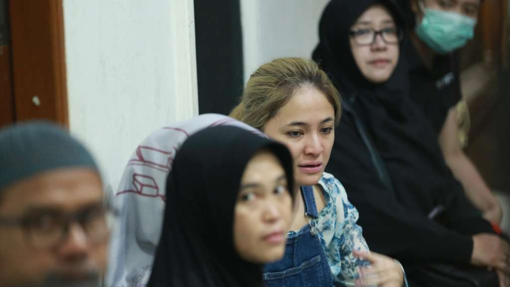 Marshanda Tak Kuasa Bendung Airmata Melihat Jenazah Cecep Reza