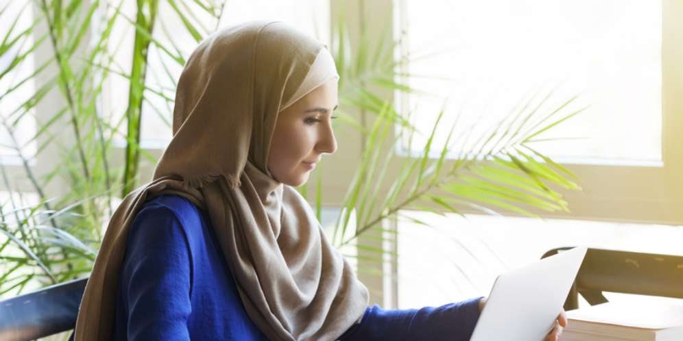 6 Tips Tetap Produktif Saat Banyak Waktu Luang di Kantor