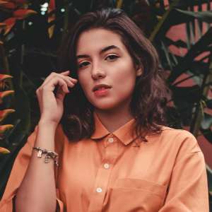 5 Fashion Item yang Kembali Ngetren di 2020