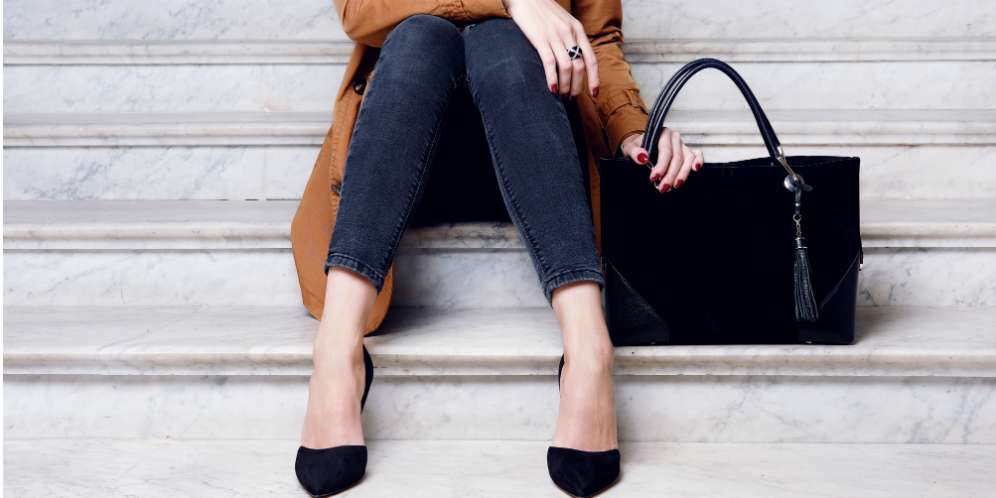 Trik Padu Padan Skinny Jeans Hitam untuk ke Kantor