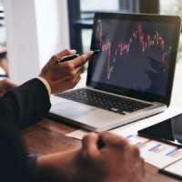 IHSG Rebound di Penutupan Sesi I, Indeks Bluechips Terpeleset