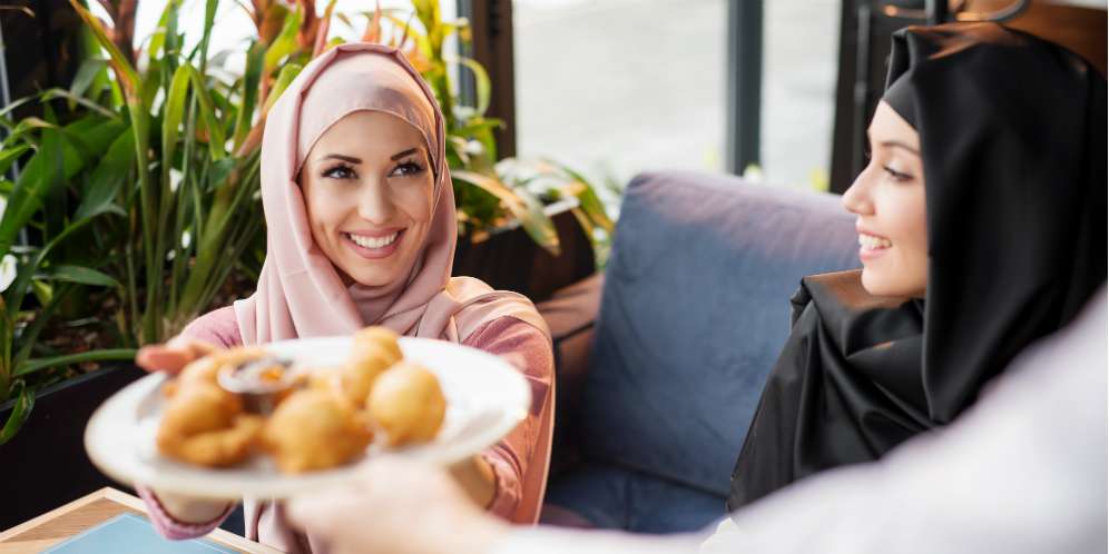 Doa Usai Makan Makanan Pemberian Orang Lain