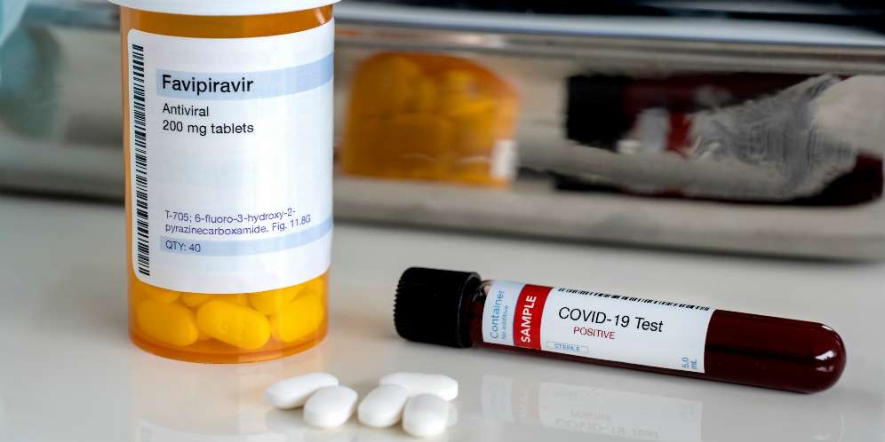 Menguak Efektivitas 2 Obat Pesanan Jokowi untuk 'Perang' dengan Covid-19