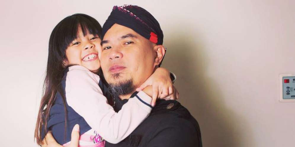 Ahmad Dhani Kaget Safeea Ahmad Anti Sosial di Sekolah