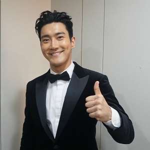 Erupsi Gunung Krakatau, Siwon Choi Beri Semangat Pakai Bahasa Indonesia