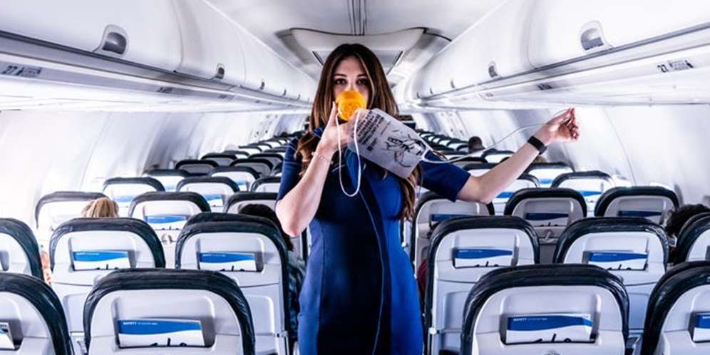 Pramugari Ini Memotret Kondisi Penerbangan di Tengah Kondisi Corona