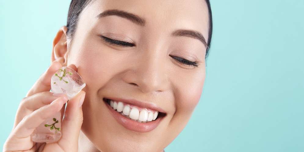 5 Manfaat Es Batu untuk Kecantikan Wajah