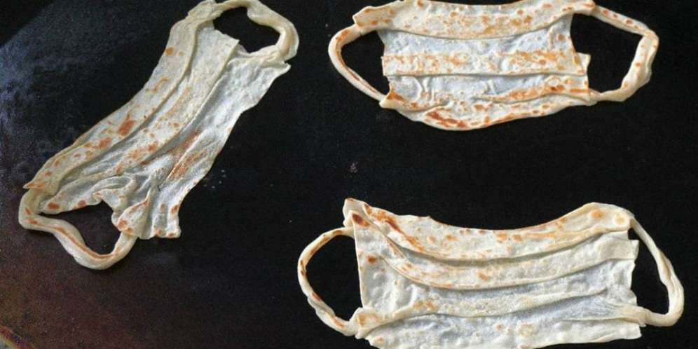 Viral 'Masker' Legit dari Roti Prata, Laris Manis!