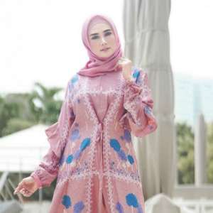 Hangout Bareng Anak, Penampilan Mulan Jameela Dipuji Makin Cantik