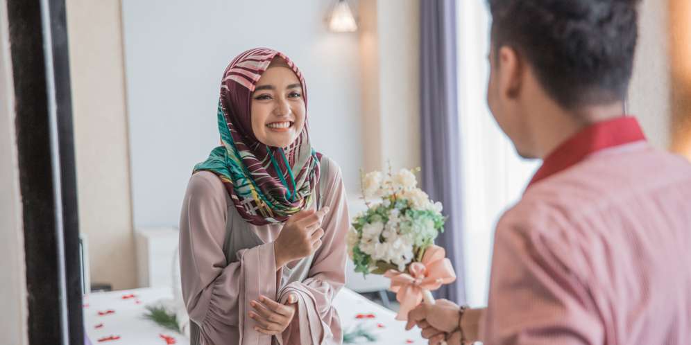 Jurus Jitu Bahagiakan Istri, Nggak Harus Dikasih Berlian Kok