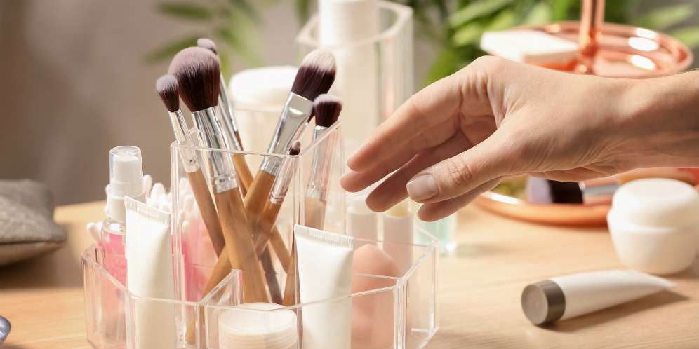 Penataan Produk Kecantikan yang Pas Bisa Percantik Meja Rias