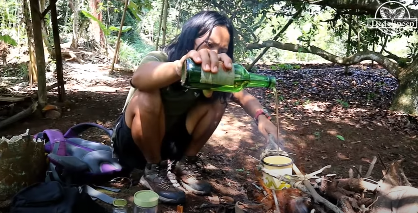 5 Fakta Dede Inoen: Viral karena Mukbang Sesajen | Dream.co.id