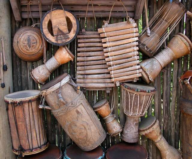 Alat Musik Ritmis Adalah: Pengertian, Fungsi dan Jenisnya | Dream.co.id