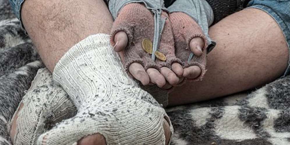 Ditangkap Polisi Ternyata Pengemis Ini Punya 5 Rumah dan Tabungan Rp 2,8 Miliar