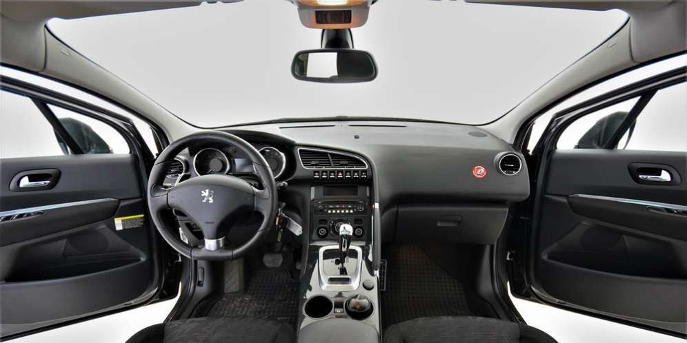 Jaga Kabin Mobil Tetap Steril dengan Fogging