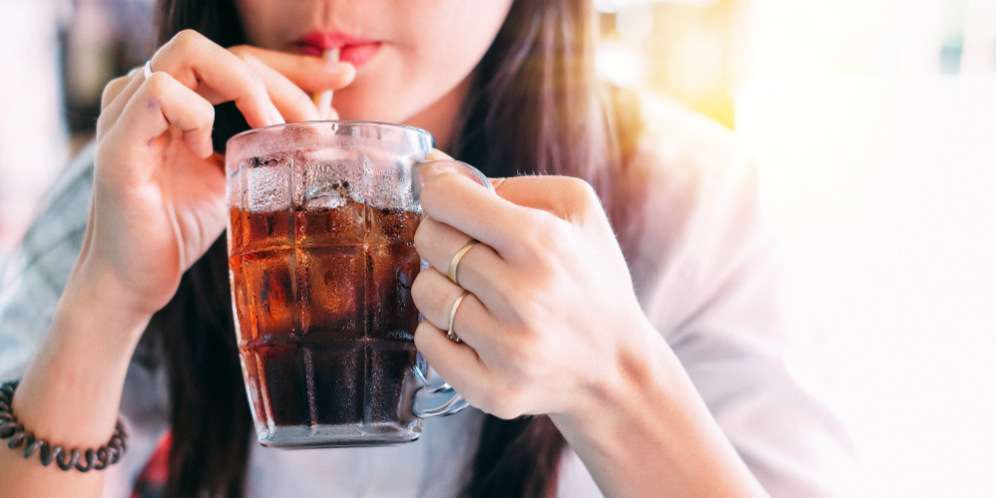 Hindari Minuman Bersoda Agar Tidak Mengalami 4 Hal Ini