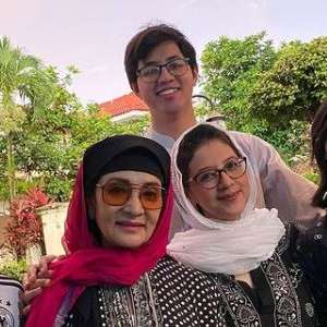 'Farida Pasha 'Mak Lampir' Juga Idap Penyakit Ini Sebelum Meninggal Dunia