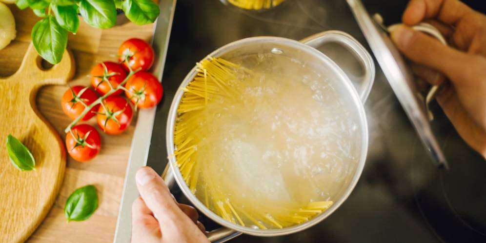 Jangan Buang Air Rebusan Pasta, Bisa Dimanfaatkan Maksimal