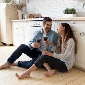 Tips Kencan Bareng Doi, Tetap Romantis Meski Budget Pas-pasan