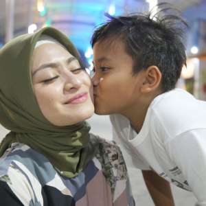 Kesakitan Hapus Tato, Ferdi Tak Tega Lihat Nathalie Holscher