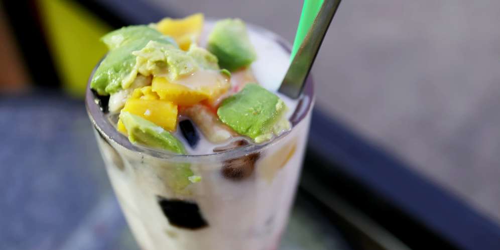 Awas! Bahaya Minum Es Saat Berbuka Puasa