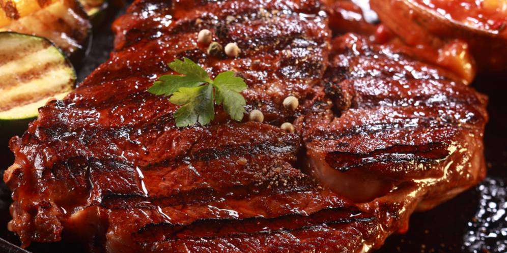 Lumuri Steak dengan Pedas Gochujang, Bumbu Khas Korea
