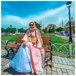 Mewah dan Stylish Abis, Ini 8 Outfit Ashanty saat Liburan di Dubai dan Turki