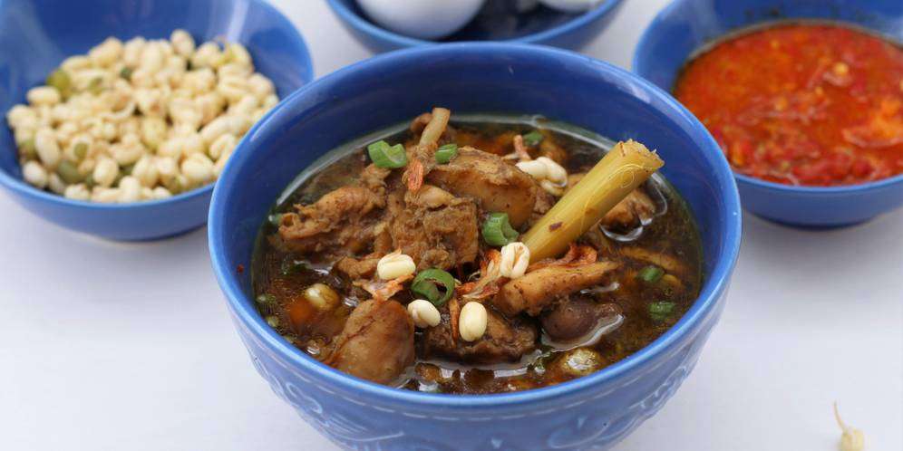 Ayam Juga Bisa Dibikin Rawon, Bikin di Rumah Yuk! Ayam Juga Bisa Dibikin Rawon, Bikin di Rumah Yuk!