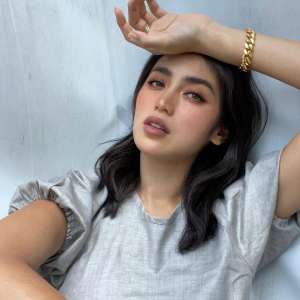 Pamer Foto Mesra Bareng Pria Berotot, Inikah Sosok Pacar Baru Jessica Iskandar