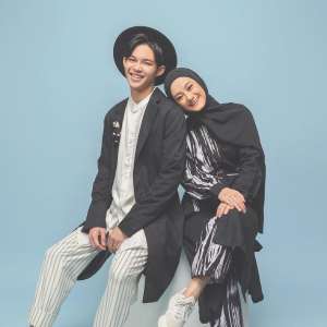 Wajah Istri Tanpa Makeup Dibully, Rey Mbayang Bongkar Sifat Asli Dinda Hauw