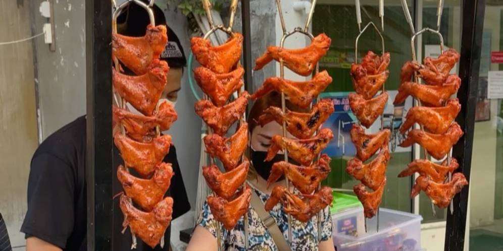 Lagi Viral, Ayam Mail 'Upin Ipin' di Yogyakarta yang Laris Manis