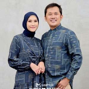 Zaskia Mecca Kaget Dapat Hadiah Ini dari Hanung Bramantyo