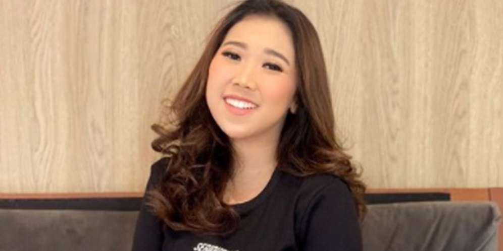 3 Seleb Ini Kasih Hadiah Mewah Untuk Rumah Baru Kiky Saputri